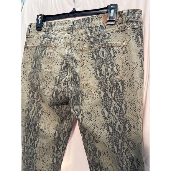 Judy Blue Green Snakeskin Print Jeans Skinny Fit 13/31 - Picture 4 of 5